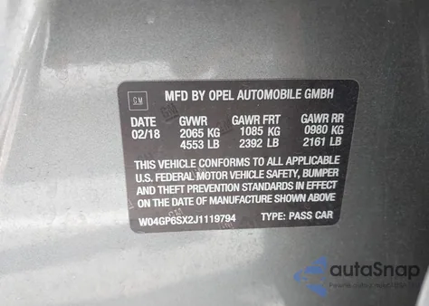 2018 Buick Regal Sportback Essence из США, поврежденный, VIN W04GP6SX2J1119794